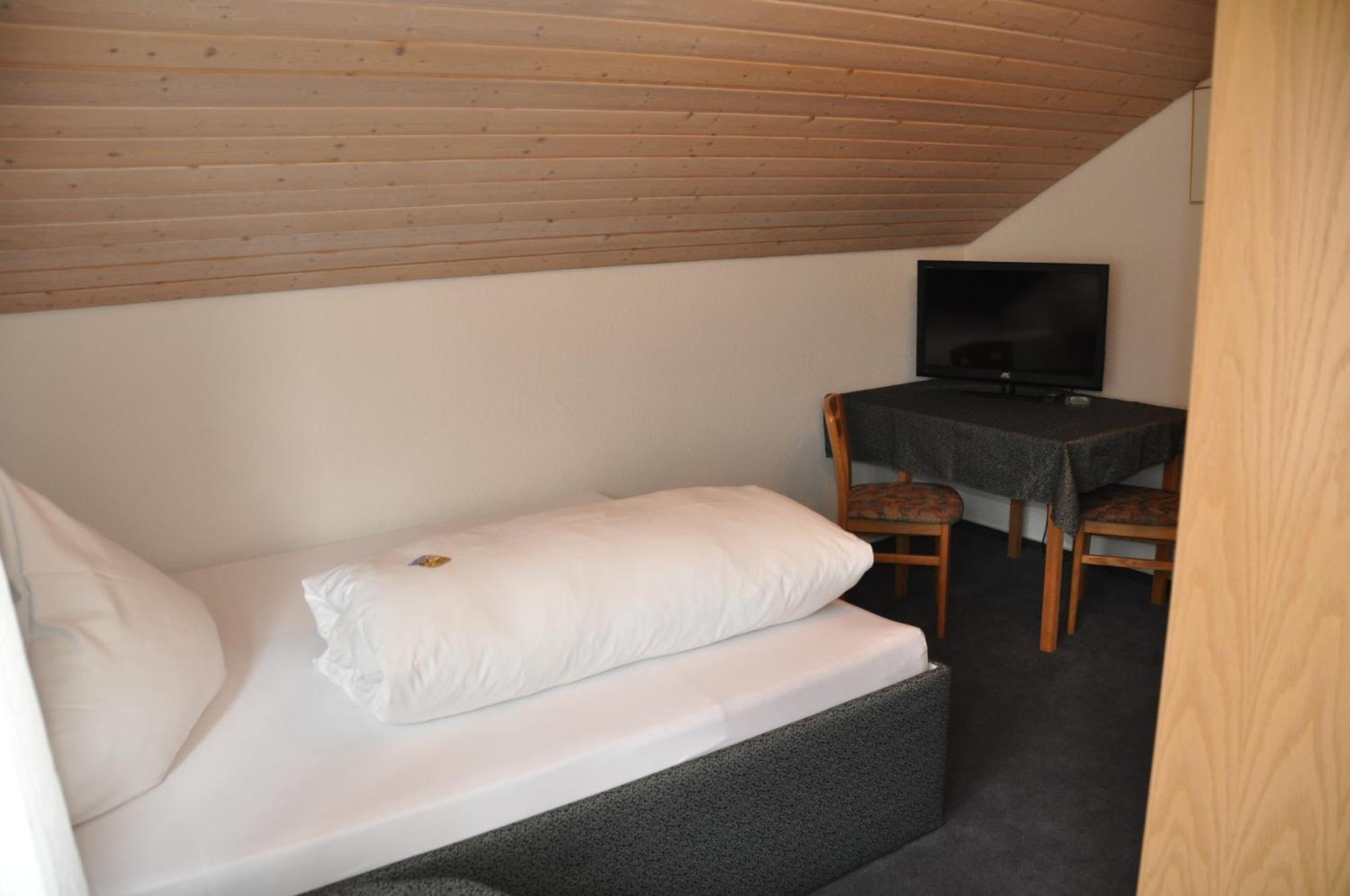 Gaestehaus Ullmannshof Kirchheim am Neckar Rom bilde