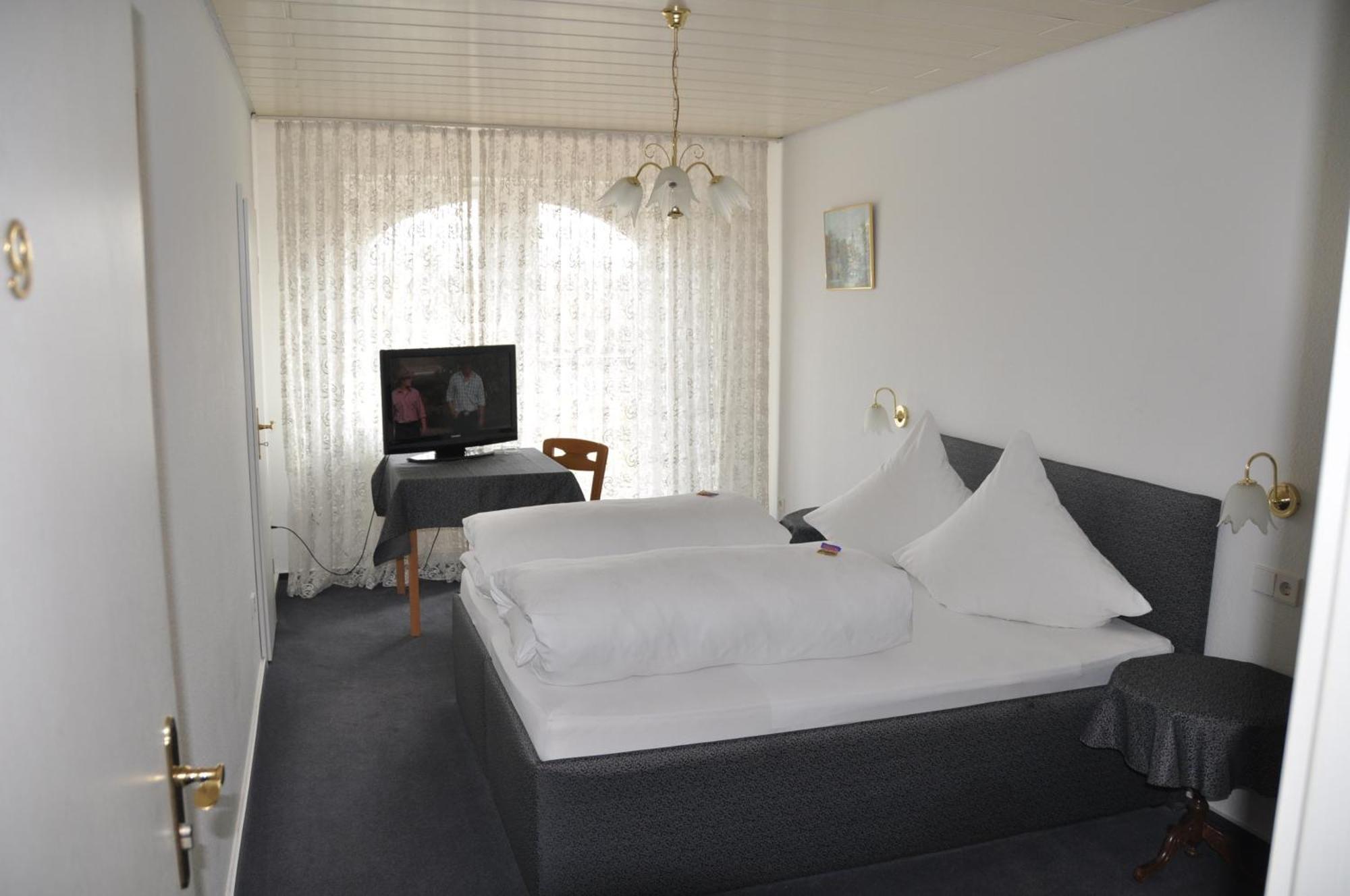 Gaestehaus Ullmannshof Kirchheim am Neckar Rom bilde